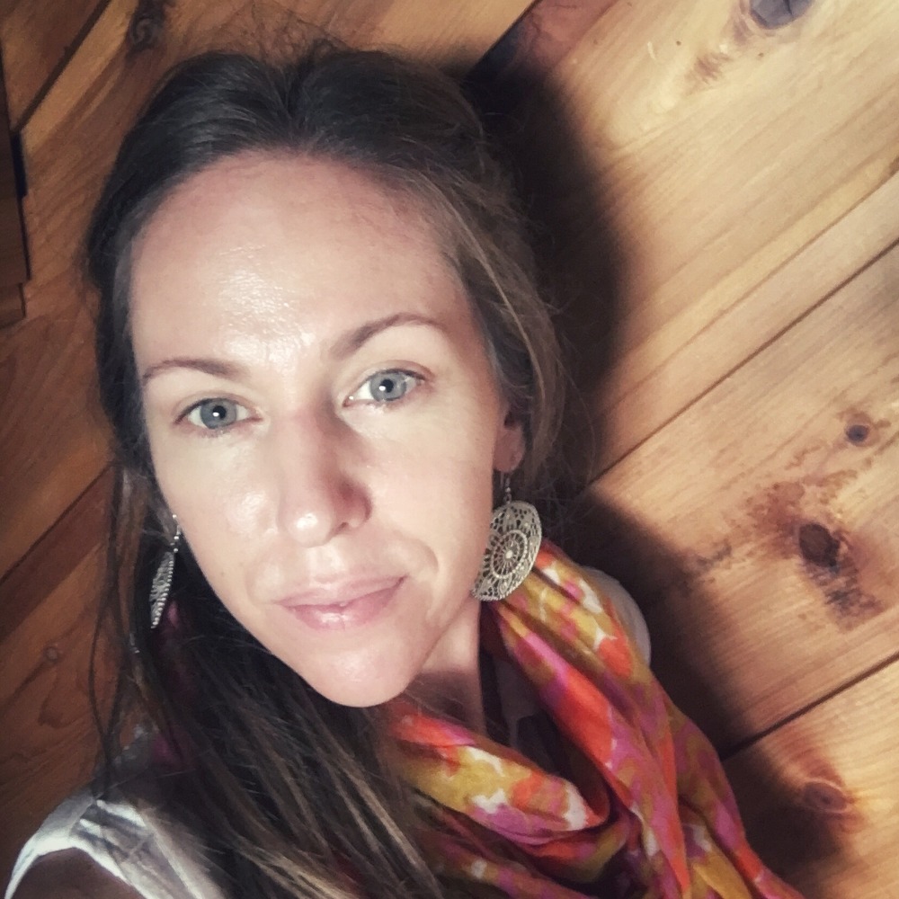 Meet your Posher, Monica lynn
